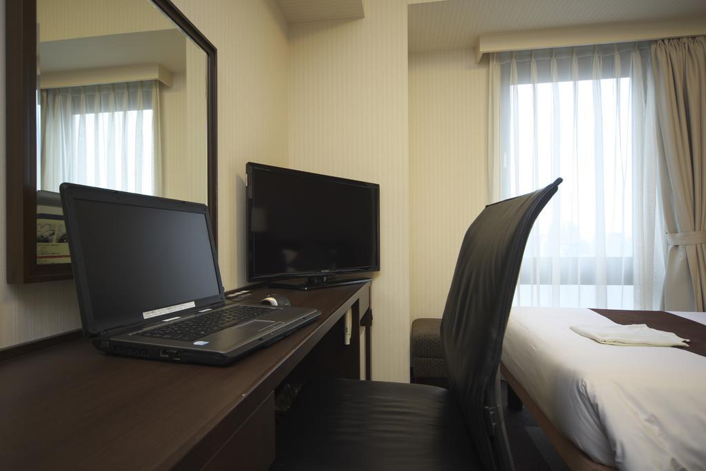 ชิซุเท็ทสึ โฮเทล เพรซิโอ ชิซุโอกะ-เอกิมาเอะ Hotel ภายนอก รูปภาพ
